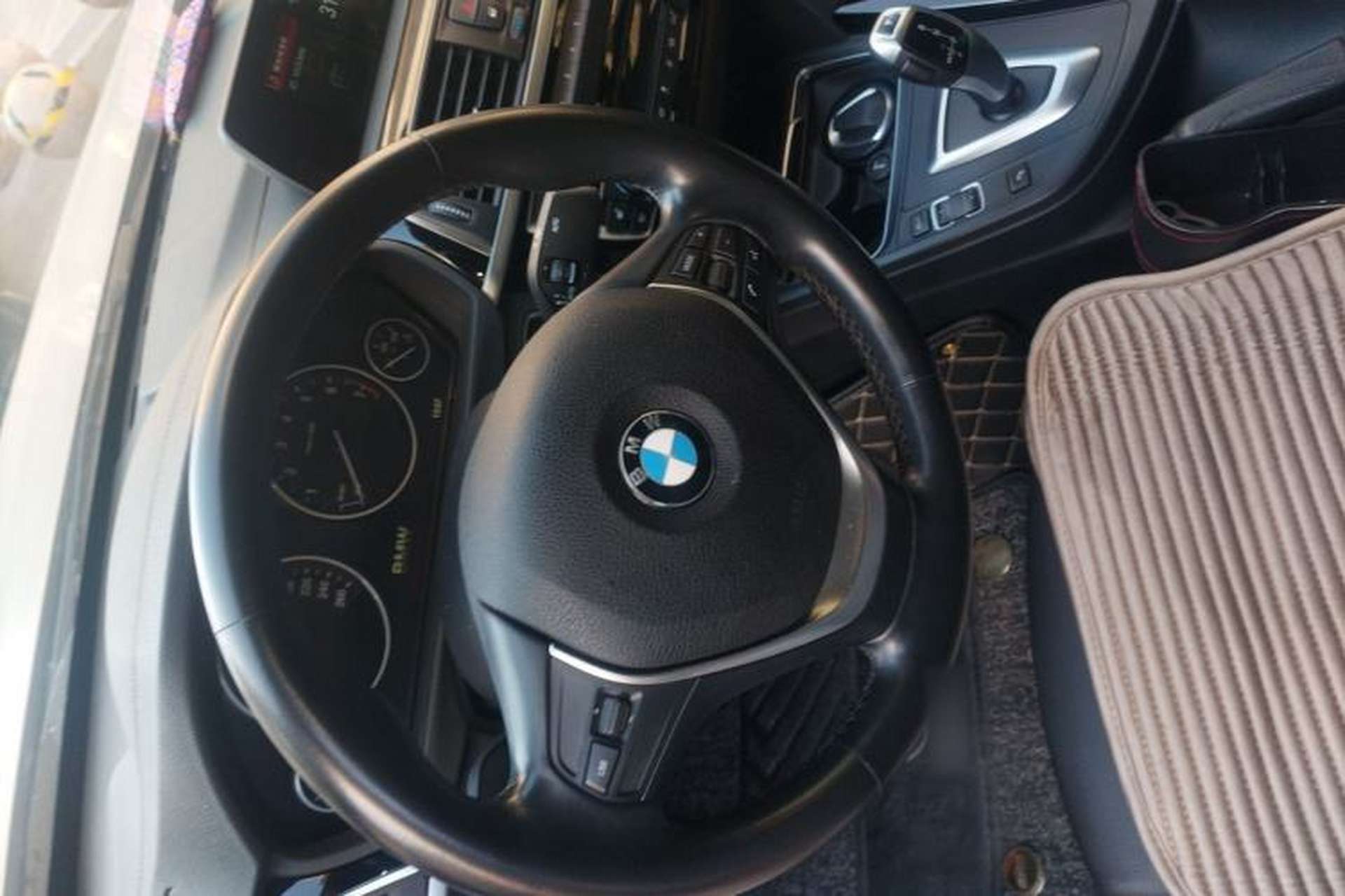 Used BMW 3 Series 2018 320Li Fashion Model Steering Wheel