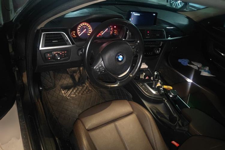 Used BMW 3 Series 2018 320Li Fashion Model Steering Wheel