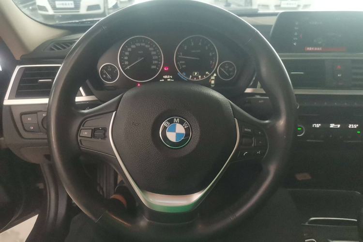 Used BMW 3 Series 2018 320Li Fashion Model Steering Wheel