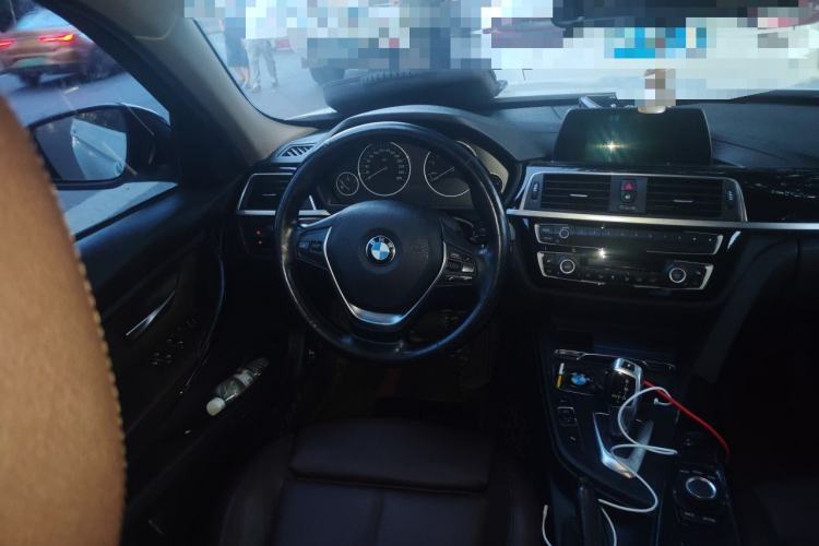 Used BMW 3 Series 2018 320Li xDrive Fashion Model Steering Wheel