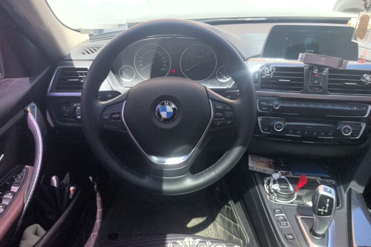 Used BMW 3 Series 2018 320Li Fashion Model Steering Wheel
