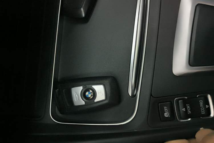 Used BMW 3 Series 2018 320Li Fashion Model Vehicle Key