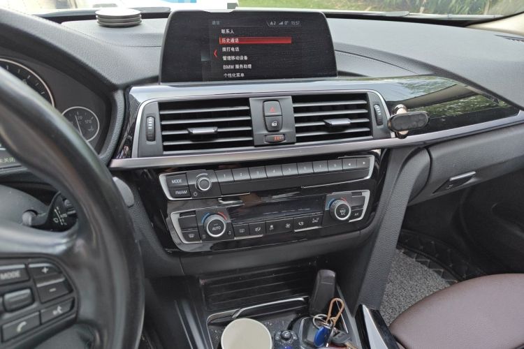 Used BMW 3 Series 2018 320Li Fashion Model Audio And AC Panel