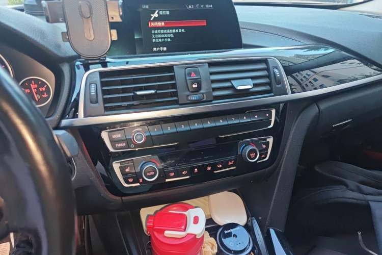 Used BMW 3 Series 2018 320Li Fashion Model Audio And AC Panel