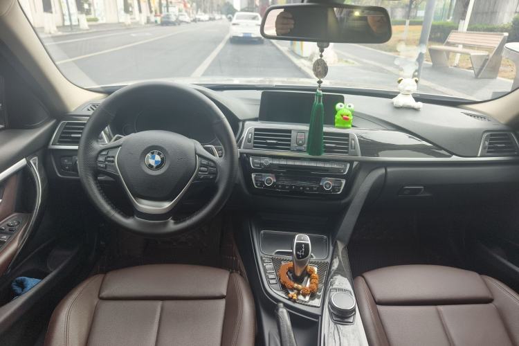 Used BMW 3 Series 2018 320Li Leading Luxury Package Center Console