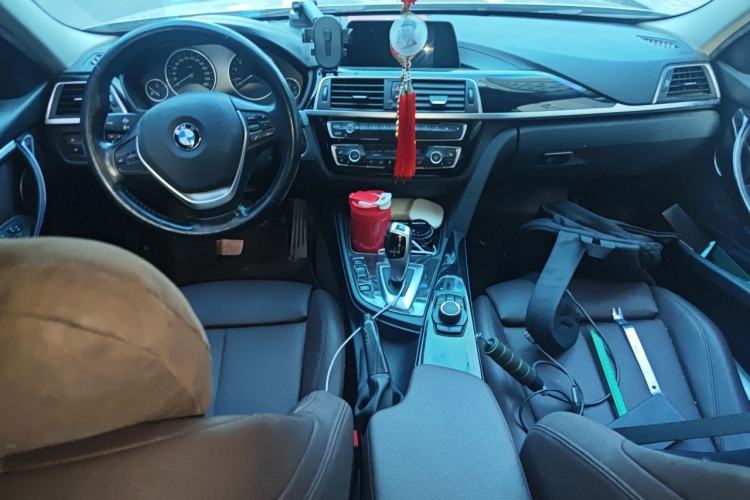 Used BMW 3 Series 2018 320Li Fashion Model Center Console
