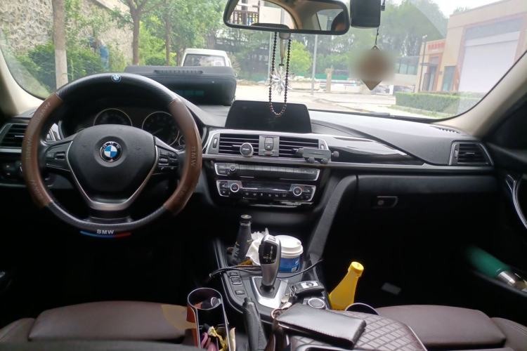 Used BMW 3 Series 2018 320Li Fashion Model Center Console