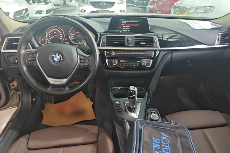 Used BMW 3 Series 2018 320Li Fashion Model Center Console