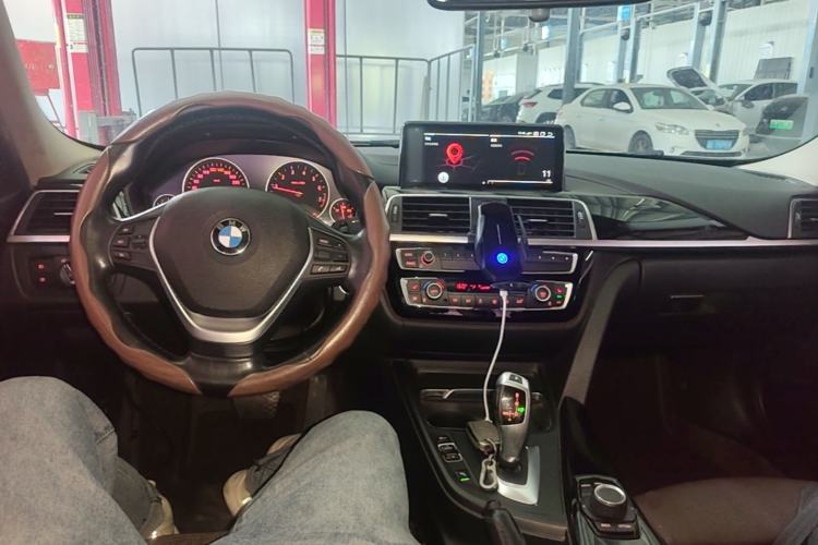 Used BMW 3 Series 2018 320Li Fashion Model Center Console