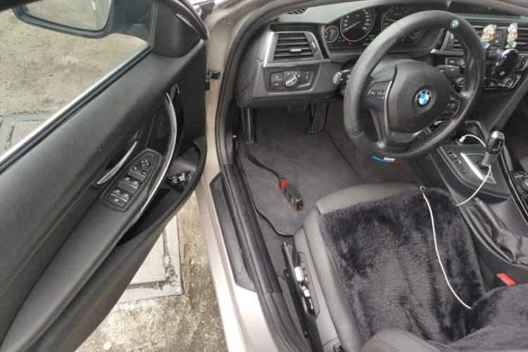 Used BMW 3 Series 2018 320Li Fashion Model Driver Seat