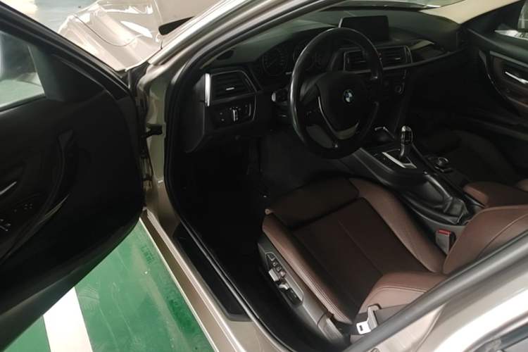 Used BMW 3 Series 2018 320Li Fashion Model Driver Seat