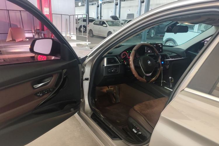 Used BMW 3 Series 2018 320Li Fashion Model Driver Seat