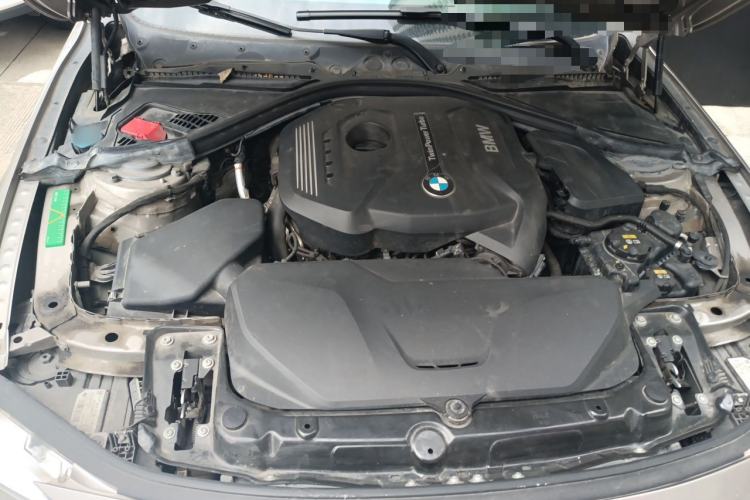 Used BMW 3 Series 2018 320Li Fashion Model Engine Bay