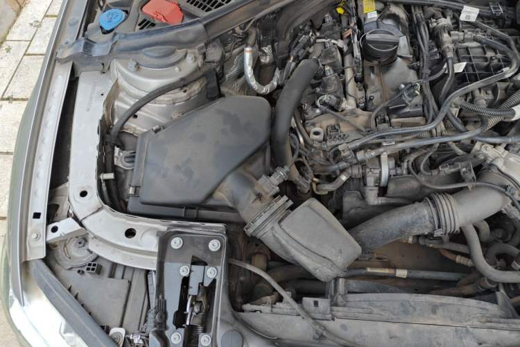 Used BMW 3 Series 2018 320Li Fashion Model Engine Bay Right