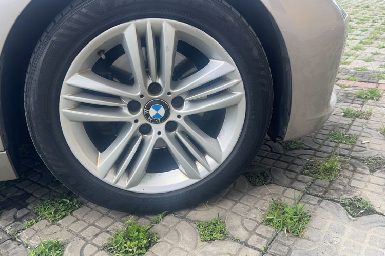 Used BMW 3 Series 2018 318Li Exterior 2