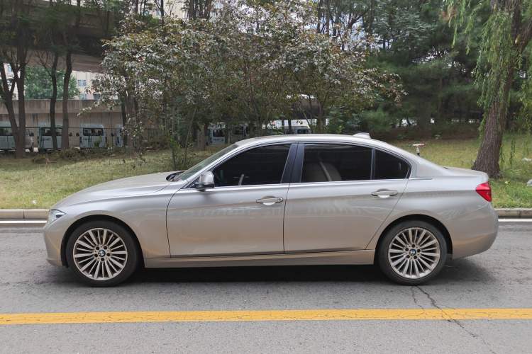 Used BMW 3 Series 2018 320Li Fashion Model Exterior 3