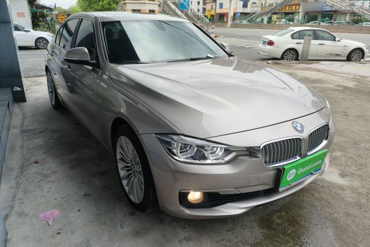 Used BMW 3 Series 2018 320Li Fashion Model Front Right 45 Deg