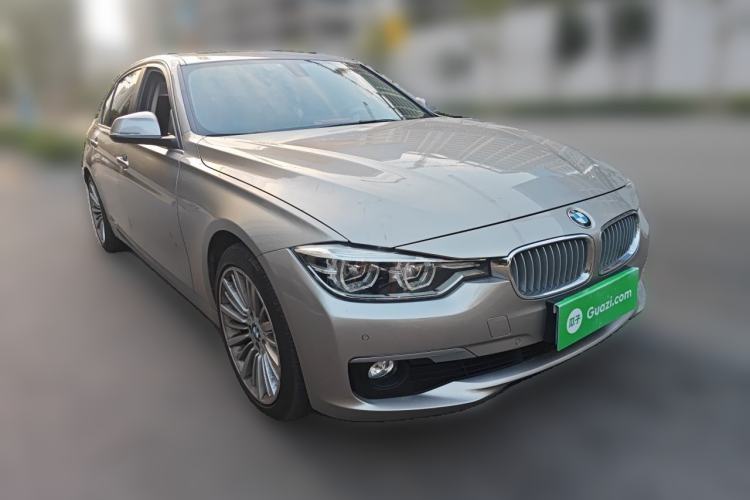 Used BMW 3 Series 2018 320Li Fashion Model Front Right 45 Deg