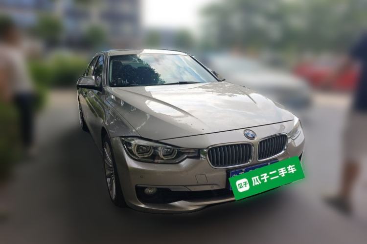 Used BMW 3 Series 2018 320Li Fashion Model Front Right 45 Deg