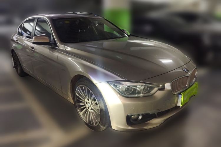 Used BMW 3 Series 2018 320Li Fashion Model Front Right 45 Deg
