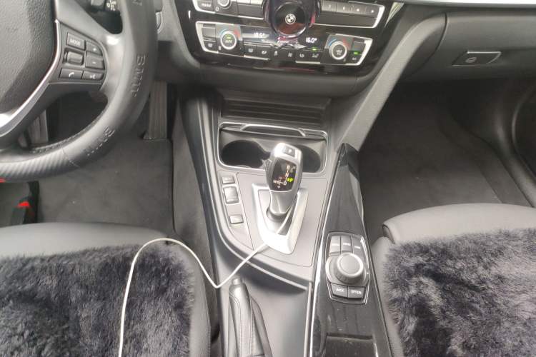 Used BMW 3 Series 2018 320Li Fashion Model Gear Lever