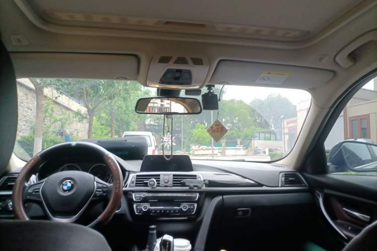 Used BMW 3 Series 2018 320Li Fashion Model Headliner
