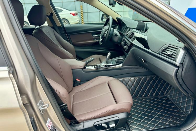 Used BMW 3 Series 2018 320Li Fashion Model Interior 11