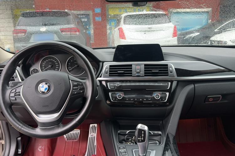 Used BMW 3 Series 2018 320Li Fashion Model Interior 2