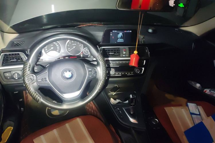 Used BMW 3 Series 2018 320Li Fashion Model Interior 2