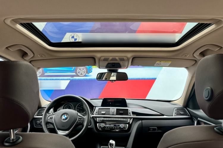 Used BMW 3 Series 2018 320Li Fashion Model Interior 4