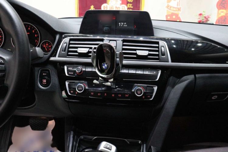 Used BMW 3 Series 2018 320Li Fashion Model Interior 4