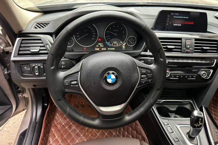 Used BMW 3 Series 2018 320Li Fashion Model Interior 4