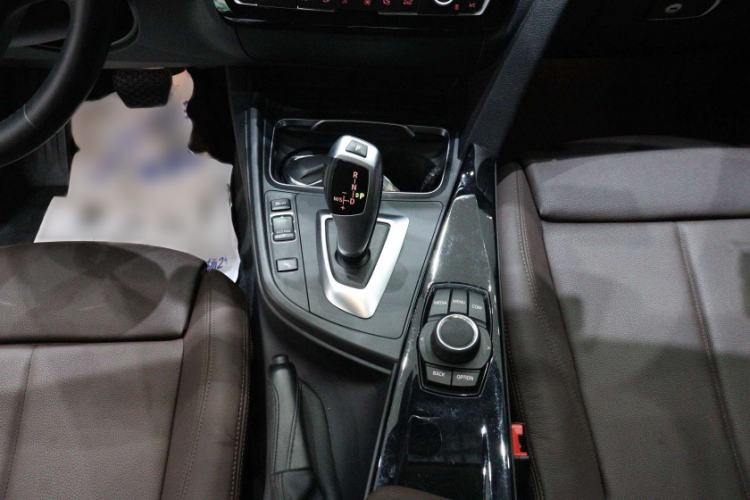 Used BMW 3 Series 2018 320Li Fashion Model Interior 5