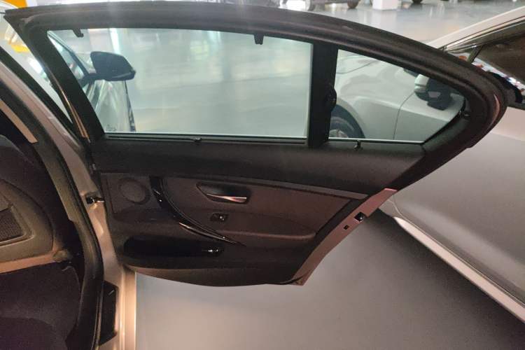 Used BMW 3 Series 2018 320Li Fashion Model Interior 5