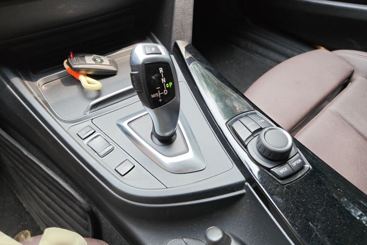 Used BMW 3 Series 2018 320Li Fashion Model Interior 6