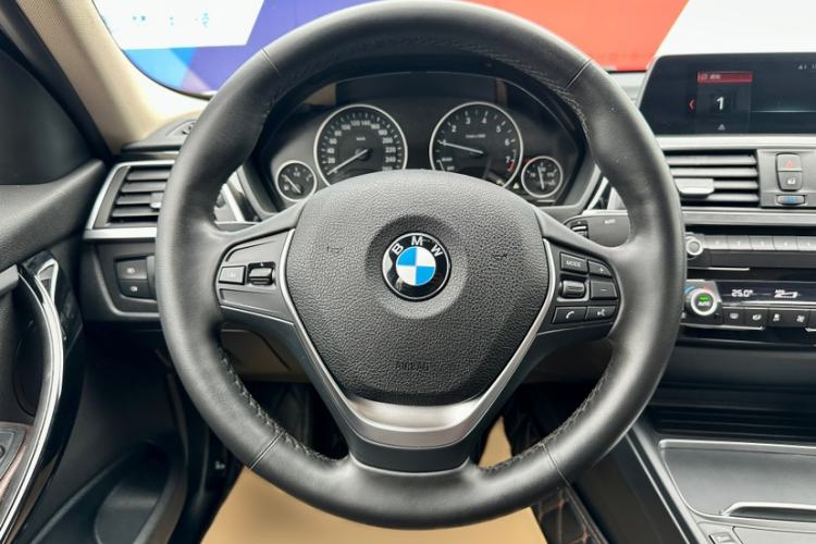Used BMW 3 Series 2018 320Li Fashion Model Interior 6