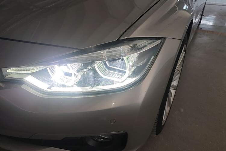 Used BMW 3 Series 2018 320Li Fashion Model Left Front Headlight