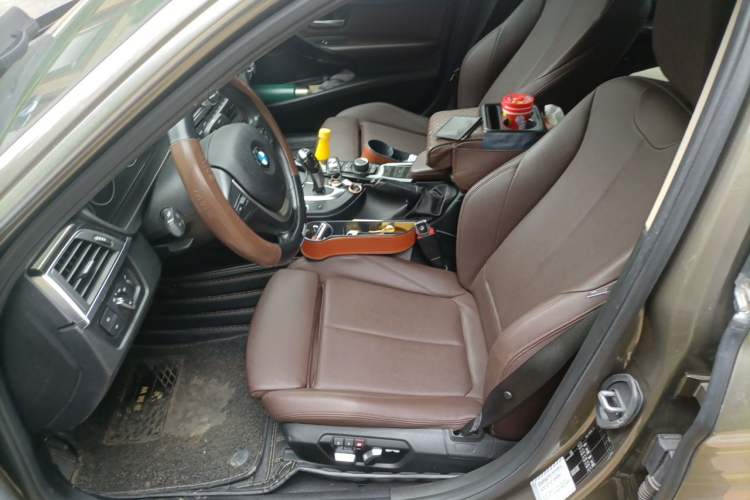 Used BMW 3 Series 2018 320Li Fashion Model Left Front Seat