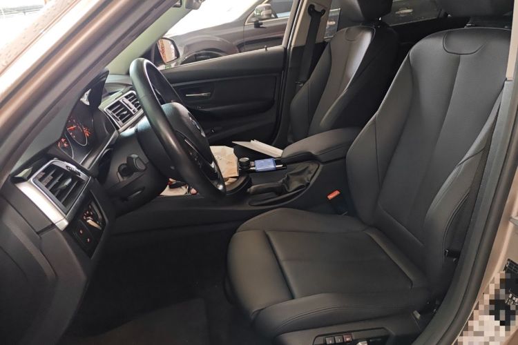 Used BMW 3 Series 2018 320Li Fashion Model Left Front Seat