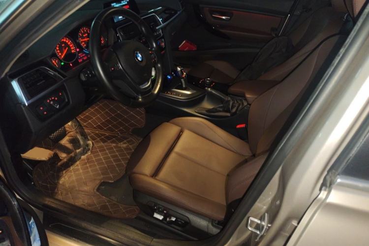 Used BMW 3 Series 2018 320Li Fashion Model Left Front Seat