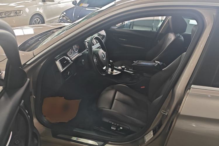 Used BMW 3 Series 2018 320Li Fashion Model Left Front Seat