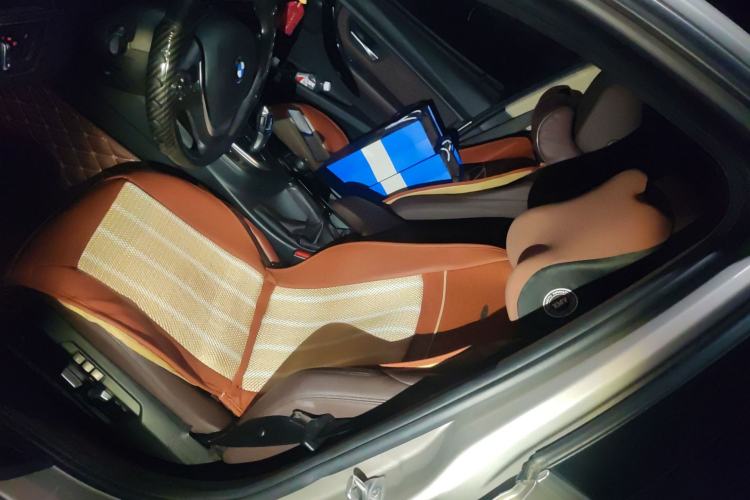 Used BMW 3 Series 2018 320Li Fashion Model Left Front Seat