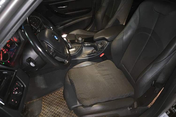 Used BMW 3 Series 2018 318Li Left Front Seat