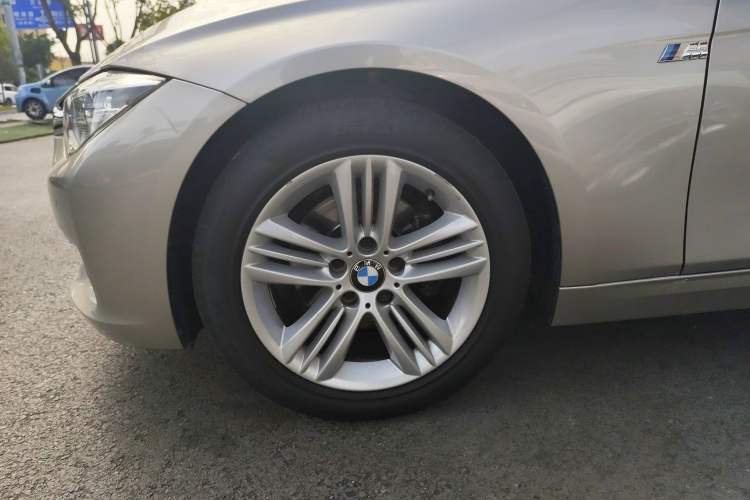Used BMW 3 Series 2018 318Li Left Front Wheel Hub