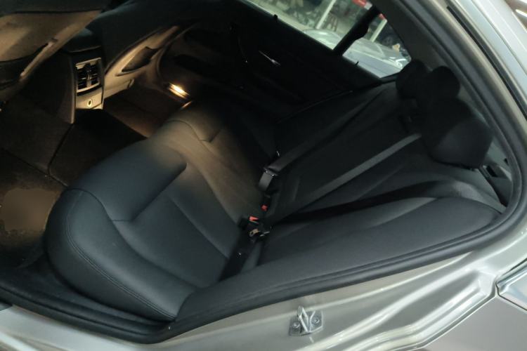 Used BMW 3 Series 2018 320Li Fashion Model Left Rear Seat