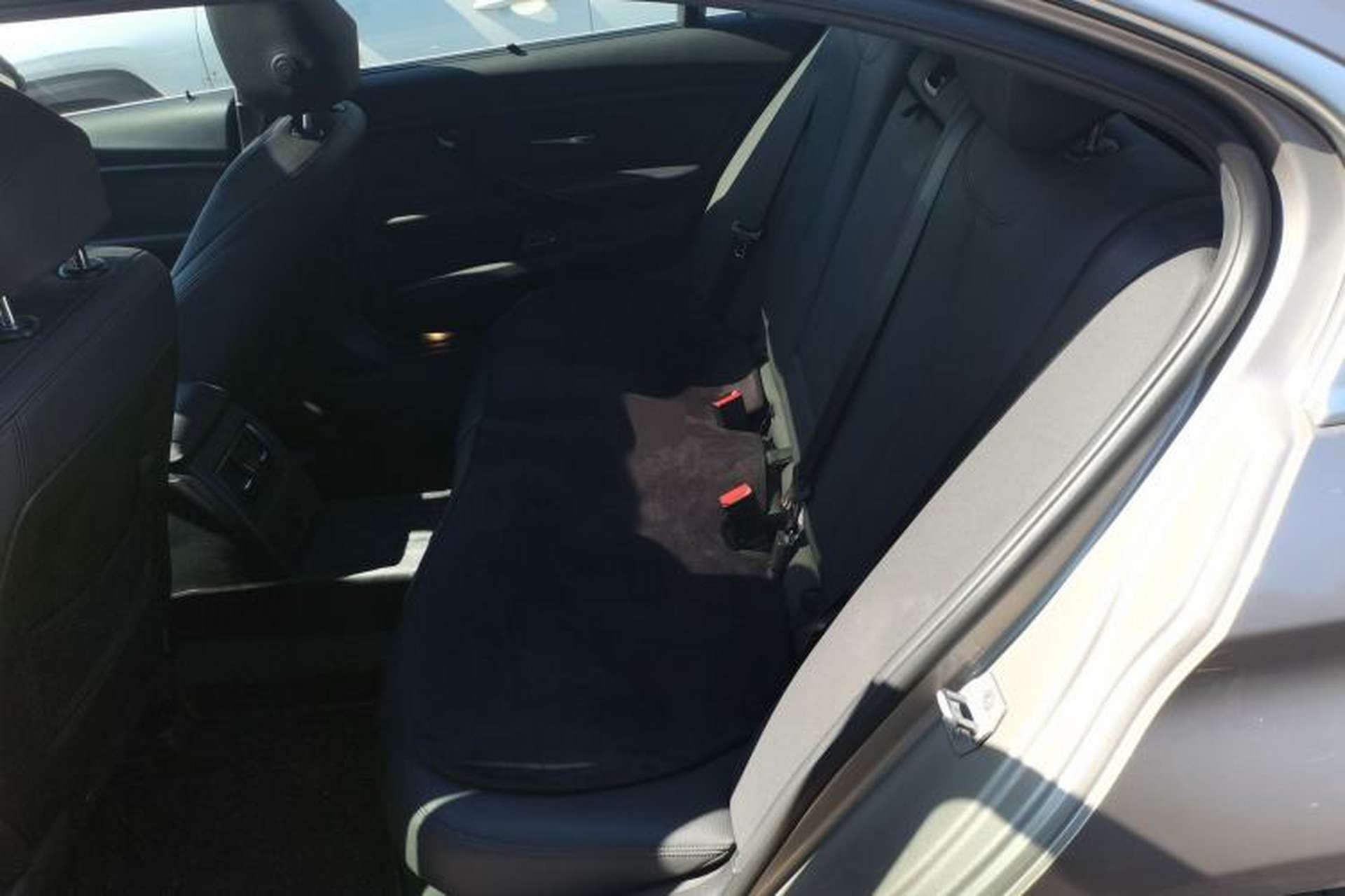 Used BMW 3 Series 2018 320Li Fashion Model Left Rear Seat
