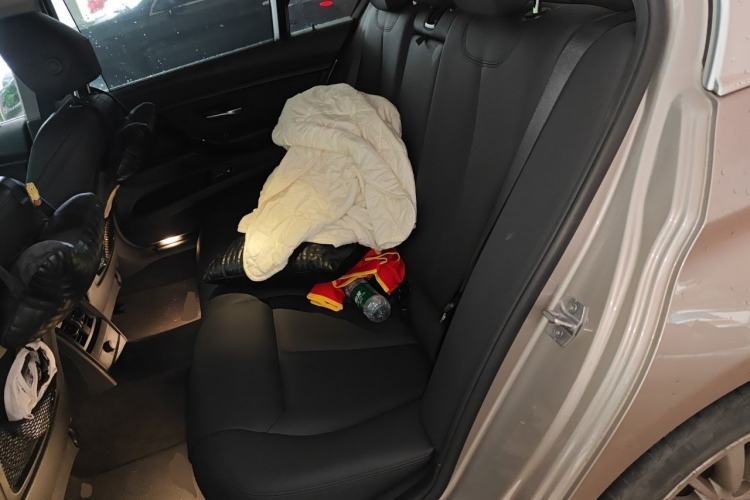 Used BMW 3 Series 2018 320Li Fashion Model Left Rear Seat