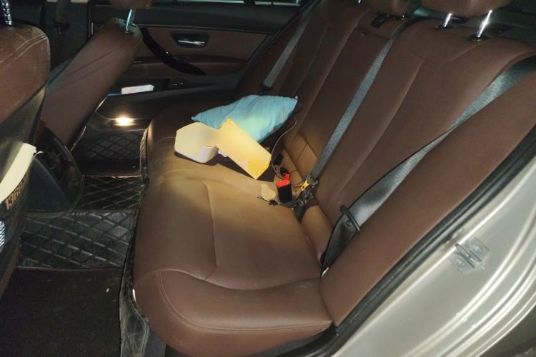 Used BMW 3 Series 2018 320Li xDrive Fashion Model Left Rear Seat