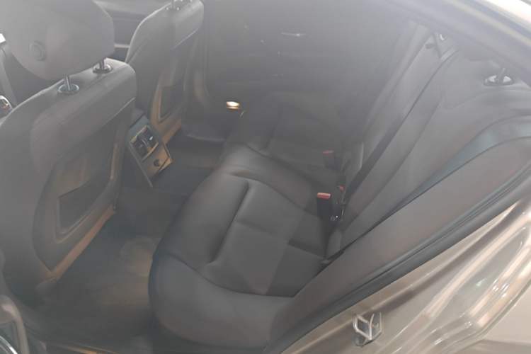 Used BMW 3 Series 2018 320Li Fashion Model Left Rear Seat