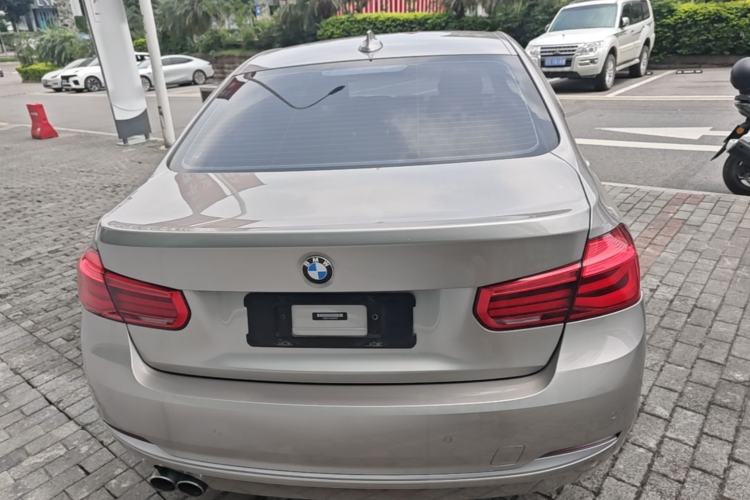 Used BMW 3 Series 2018 318Li Rear